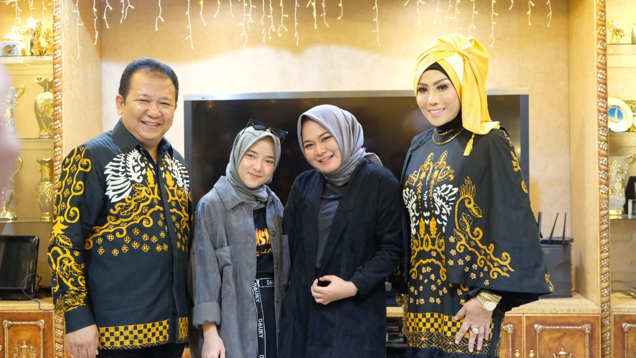 Nissa Sabyan Mampir di Seven Dream Syari'ah Hotel  